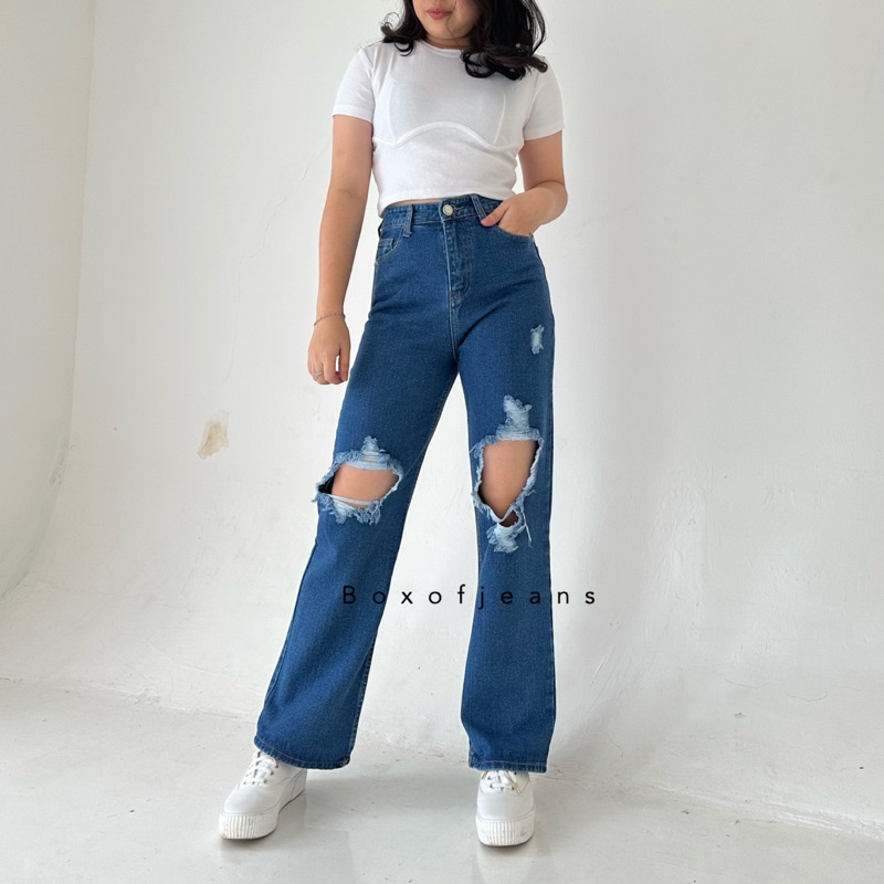 Boxofjeans -  CLAIRE Ripped Loose Jeans - MEDIUM BLUE