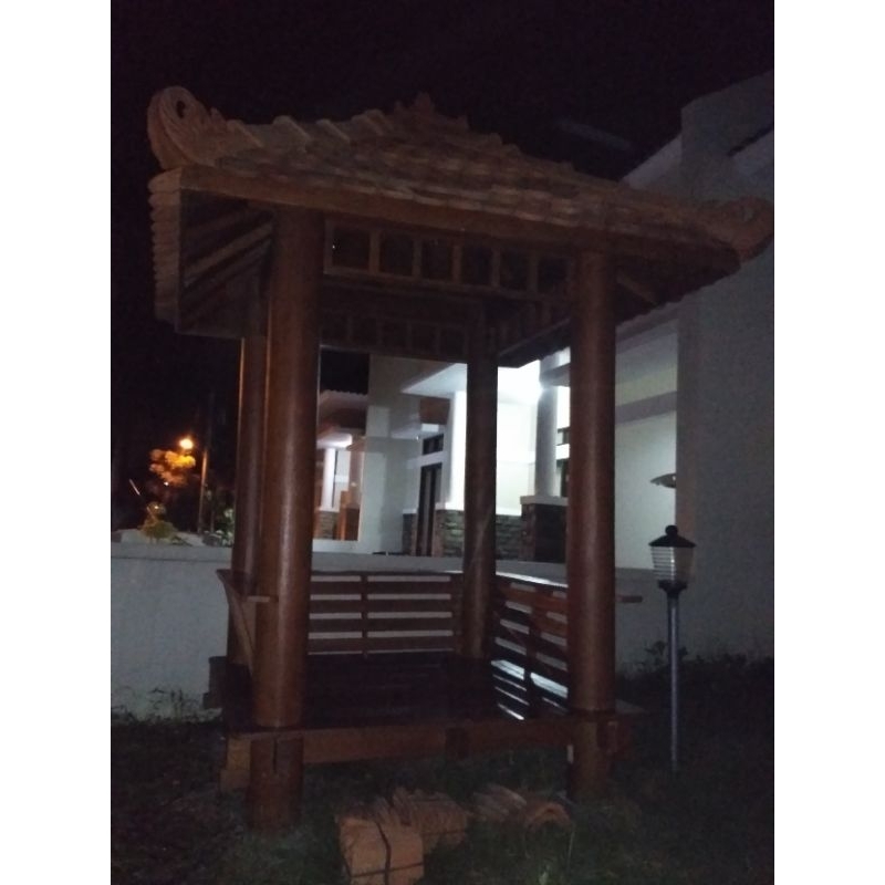 Gazebo atap genteng tanah sirap ukuran 1,5x1,5 meter kayu kelapa atau glugu | Hiasan Taman Rumah | G