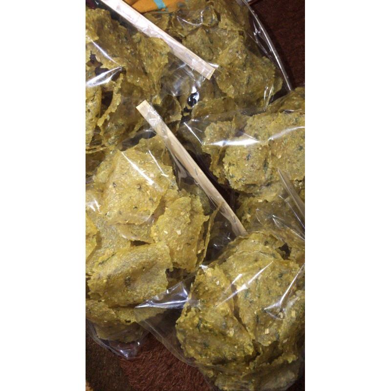 

Krupuk gendar mentah majenang