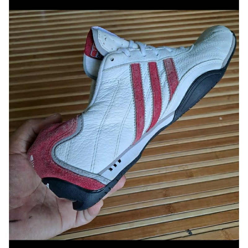SEPATU ADIDAS GOODYEAR