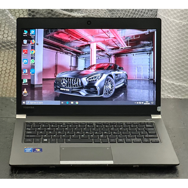 Laptop Toshiba Dynabook R63/P Core i5-6300U Gen6 SSD 14inch Second