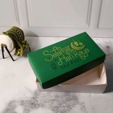 

10 box/dus kue idul fitri/kotak kue/dus