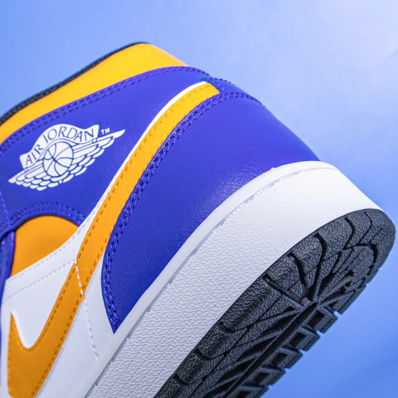 Air Jordan 1 Mid Lakers