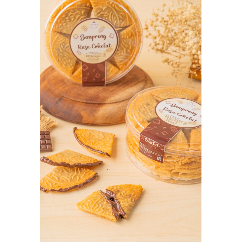 

Kue Semprong Coklat
