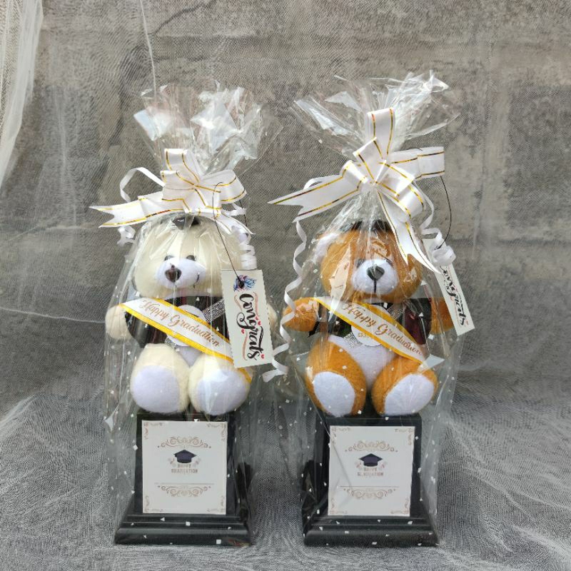 PIALA BONEKA/ TROPHY WISUDA/HADIAH WISUDA/Piala boneka/ BONEKA MURAH/ BONEKA WISUDA