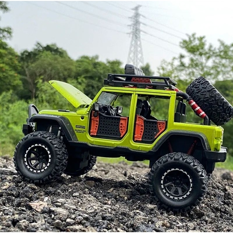 Diecast Mobil Jeep Wrangler Rubicon Miniatur Die-cast Model Jip Off Road Hard Top Skala 1:24