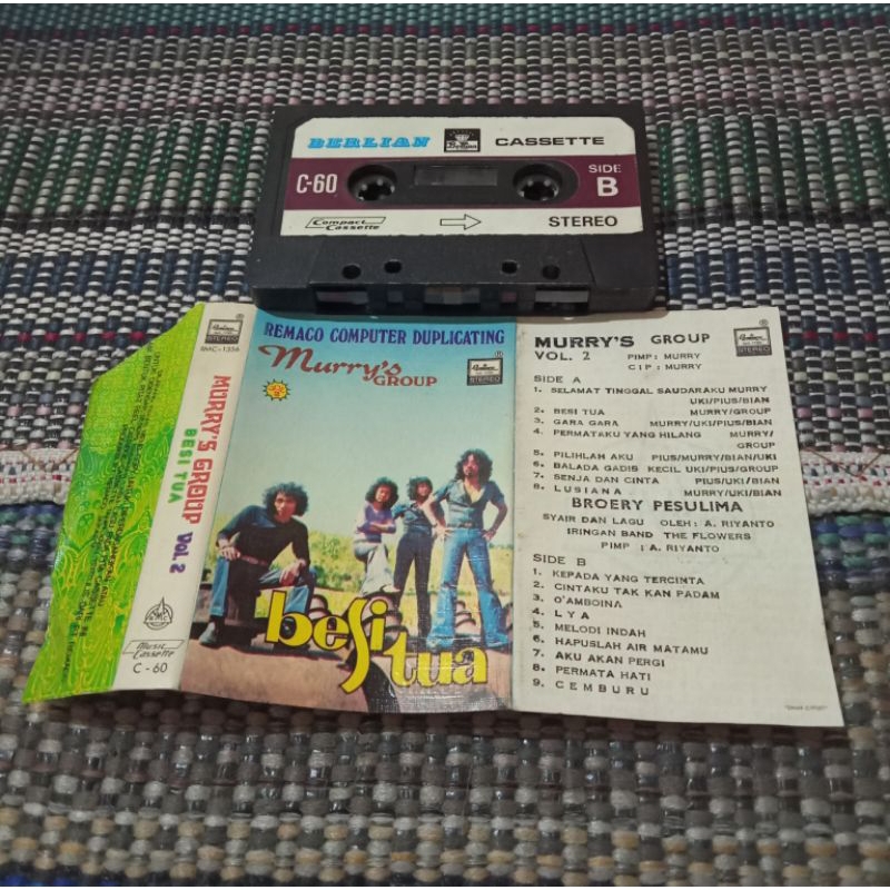 Kaset pita Murry's Group