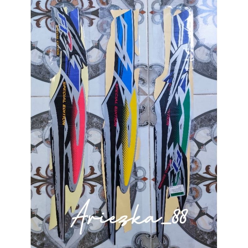 STRIPING FIZ 1996 1997 SPECIAL EDITION / lis bodi yamaha fiz r lama