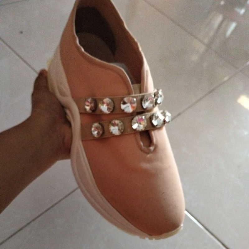 sepatu rotelli