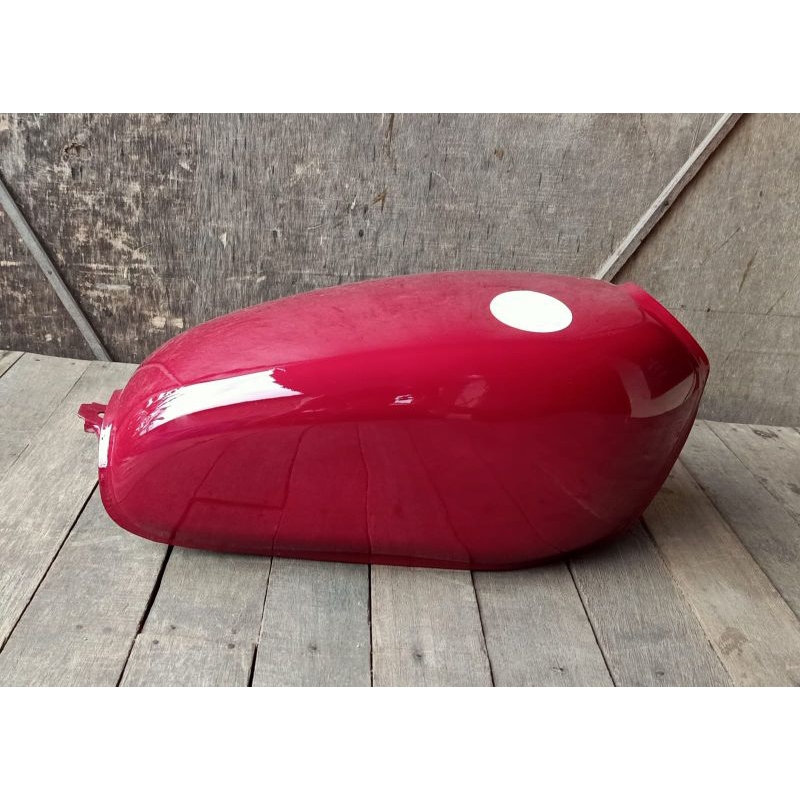 Tangki motor CB100 warna merah