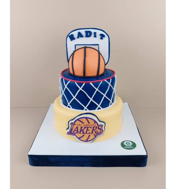 

CAKE TEMA BOLA BASKET UK 20+15CM / KUE ULANG TAHUN