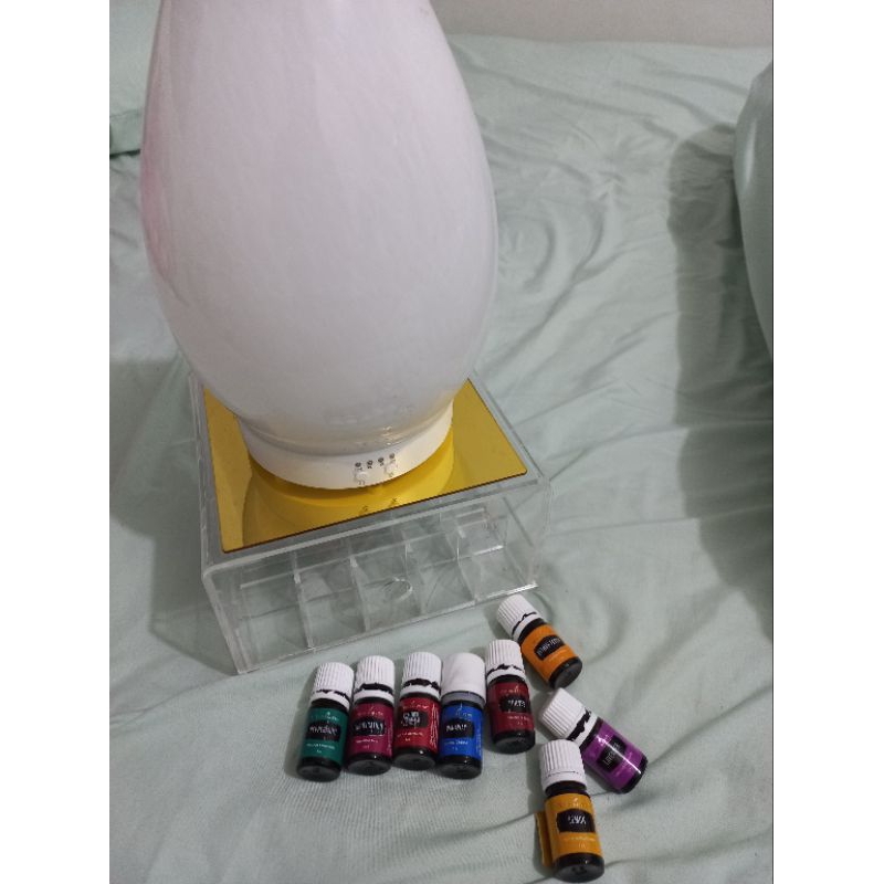 Diffuser Young Living with 10 oils + box oils