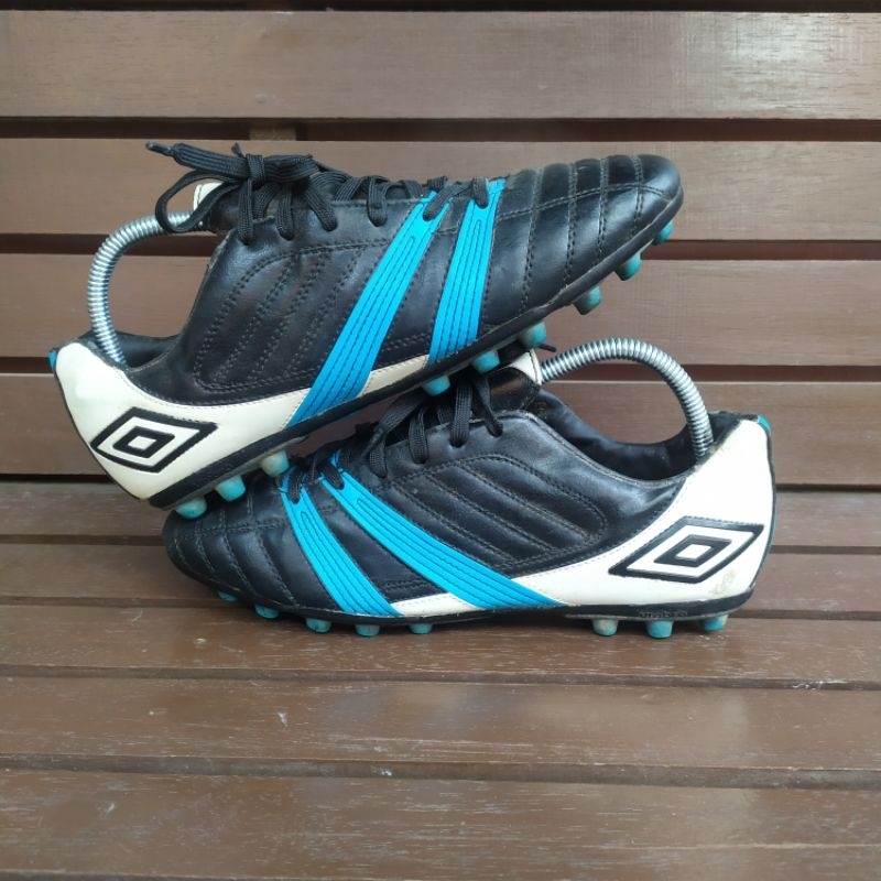 Sepatu Bola Original 41 Umbro Men's D75 Series Leather AG