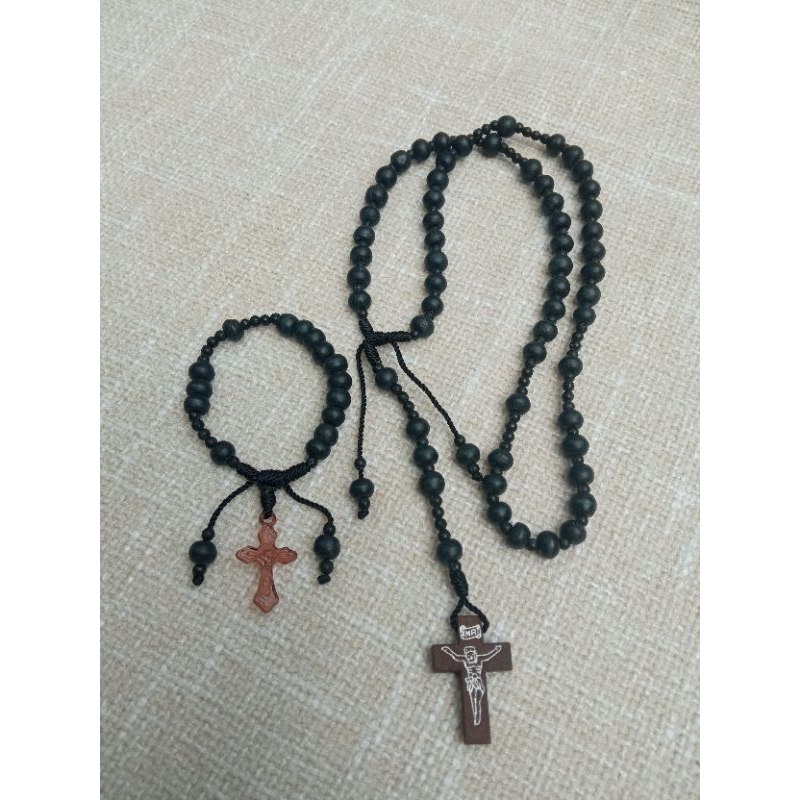 Paket Kalung dan Gelang Rosario Kayu Hitam