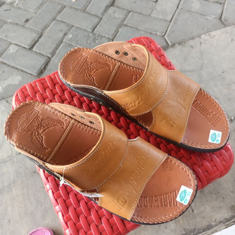 sandal Harley kulit asli harga murah sol nya enggak licin