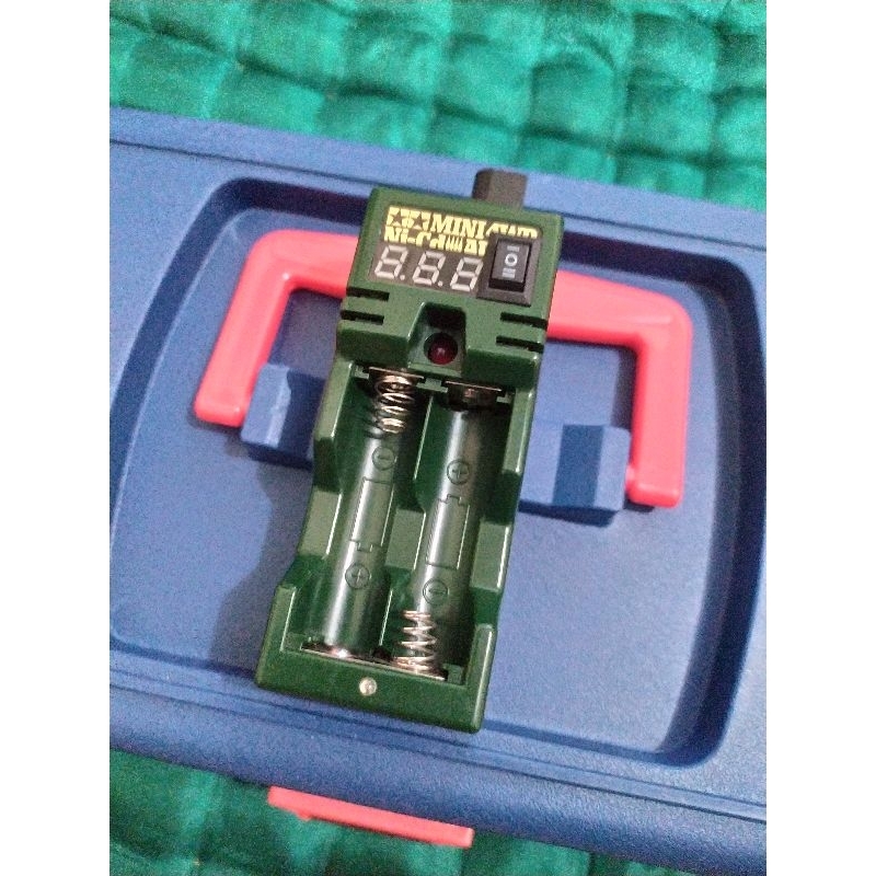 Discharge Baterai Tamiya Mini 4WD Voltmeter
