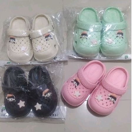 Grosir sandal anak motif campur 1 kodi / 20 pasang