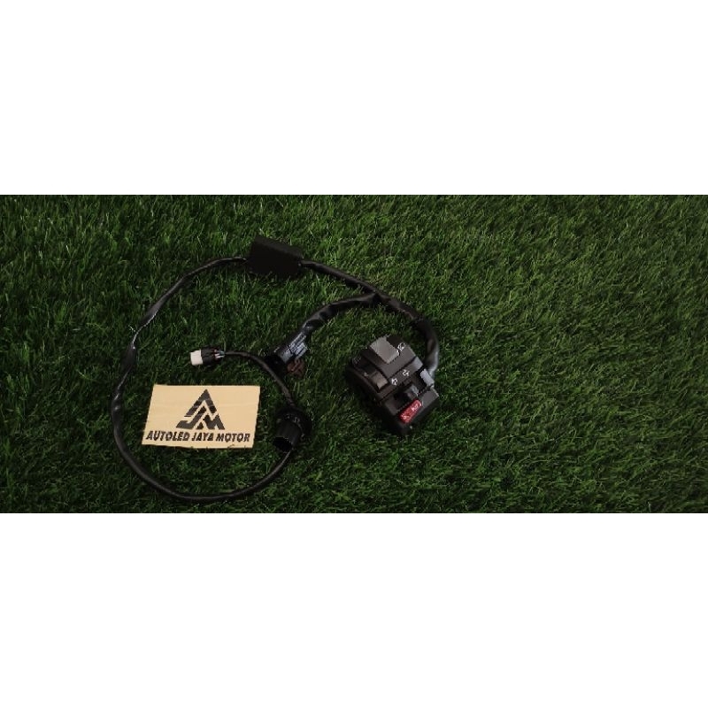 HOLDER SAKLAR KIRI VIXION LOKAL PNP HONDA NEW VARIO , BEAT STRET OLD , GENIO , SCOOPY 2020-2021, X-R