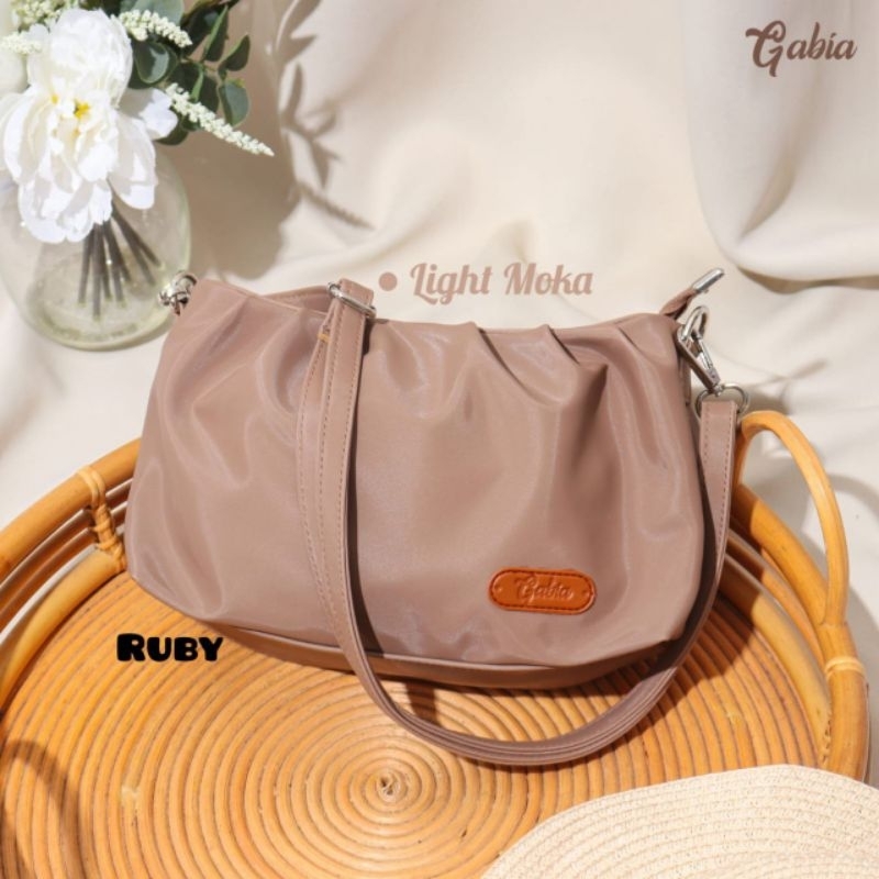 TAS SELEMPANG RUBY BAG BY GABIA BAHAN CHOCOLY ANTI AIR PREMIUM