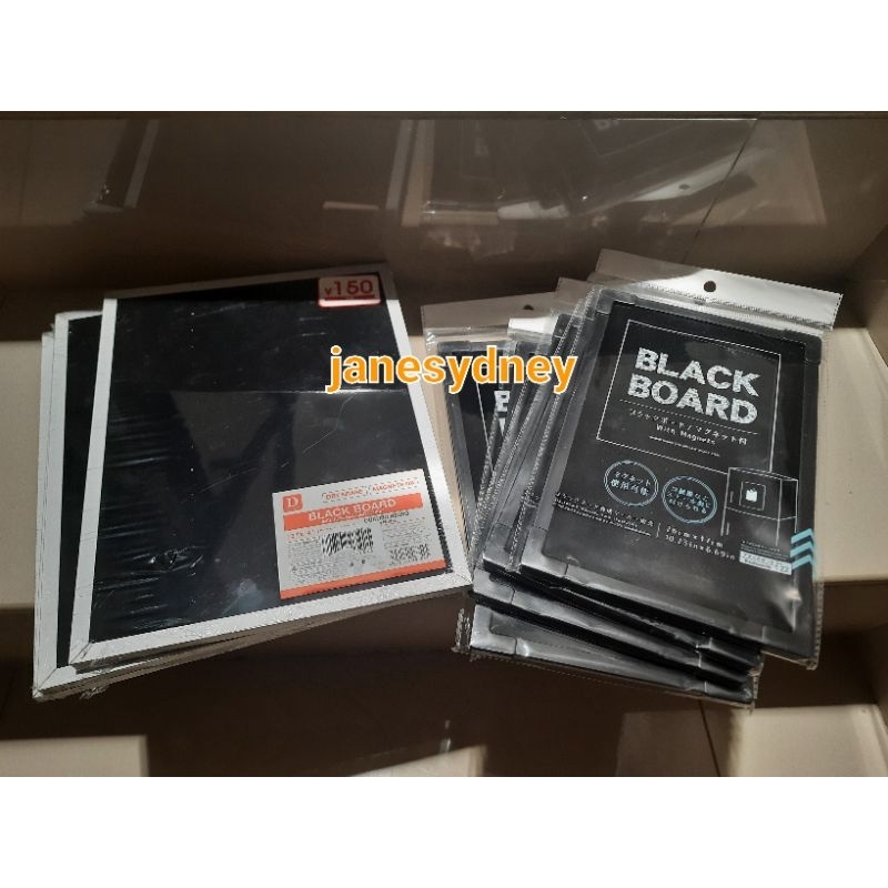 

Daiso Magnetic Blackboard Black Board Bisa Tempel Magnet Simple A4 Blackboard Papan Tulis Hitam Black Board Tulis dengan Marker Spidol atau Kapur