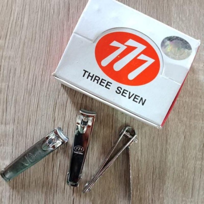 GUNTING KUKU 777 TANGGUNG SEDANG GUNTING KUKU STAINLES STEEL NAIL CLIPPER GUNTING KUKU THREE SEVEN GUNTING KUKU 777 THREE SEVEN