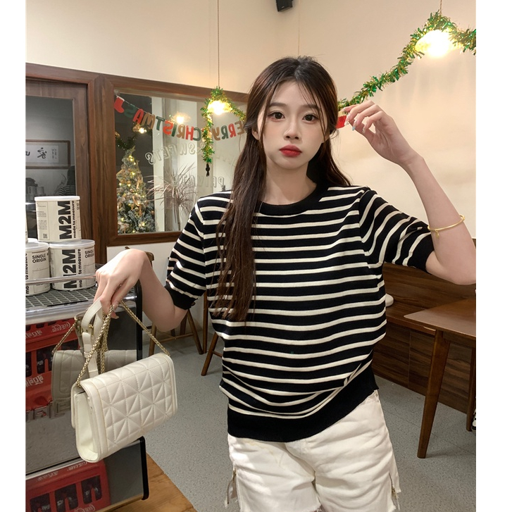 Atasan Rajut Wanita Korean Style Lengan Pendek Stripe Crop Top  Import Oversize Kekinian Kaos Pendek