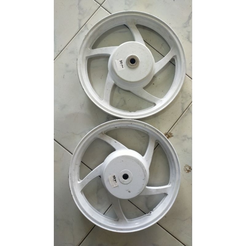 velg daichi alloy spin belakang
