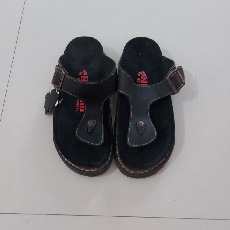 Sandal pria dewasa Neckerman 1644