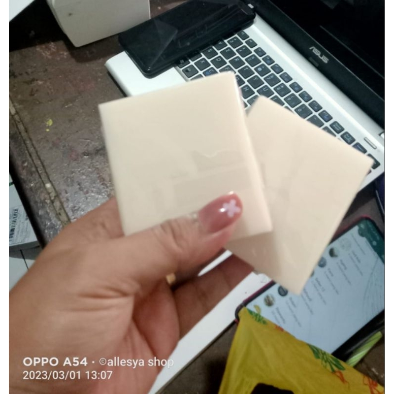 sabun susu arbutin sereh