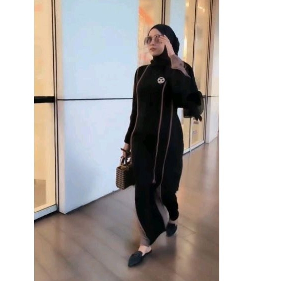 Abaya Dubai cantik , abaya hitam, abaya Dubai zafira