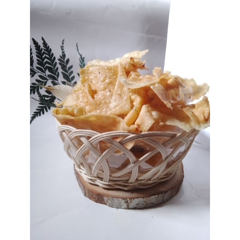 

Pangsit Goreng Bawang Cemilan Snack Makanan Ringan Enak Gurih Renyah