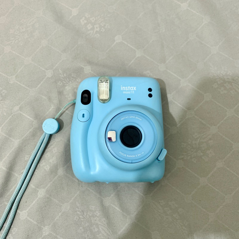 Kamera Polaroid Instax Mini 11