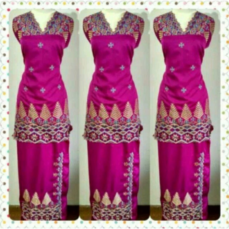 Kain bordiran bakal baju kurung songket perak Bukittinggi