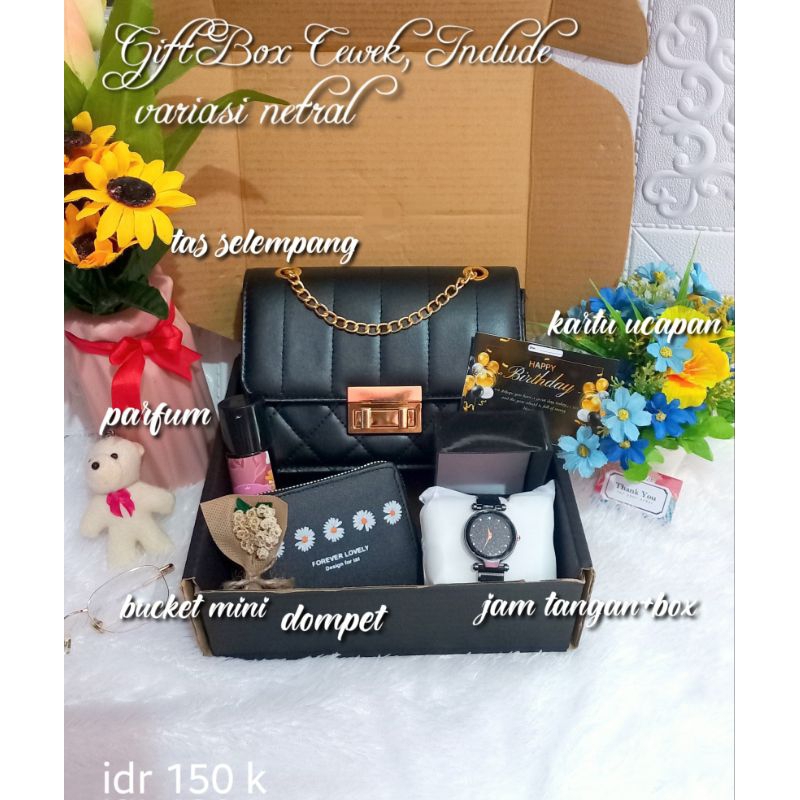 

hampers cewek/paket kado cewek hijab dan tas selempang black series