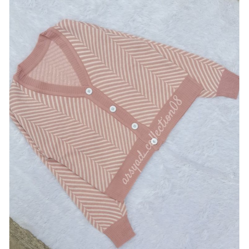 CARDIGAN RAJUT CROP BELLA FULL KANCING v-neck