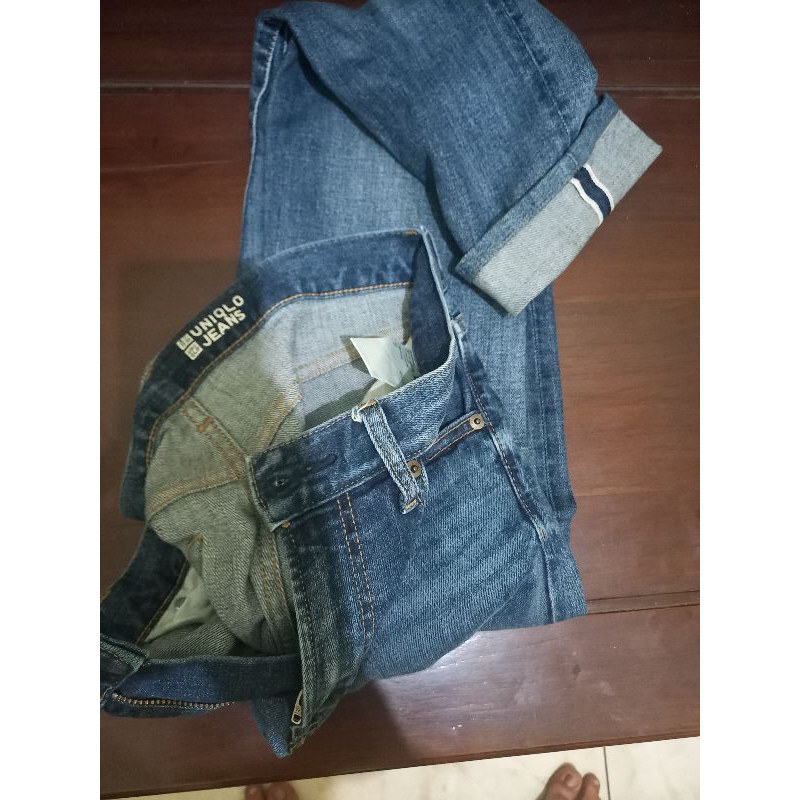 celana jeans uniqlo selved