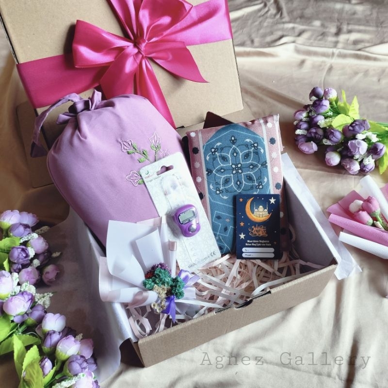 

Hampers Lebaran / Hampers Idul Fitri / Souvenir / Kado / Gift Box