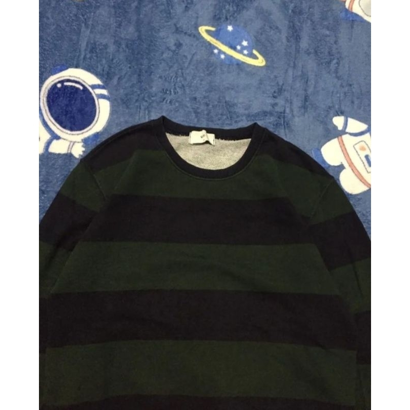 crewneck salur