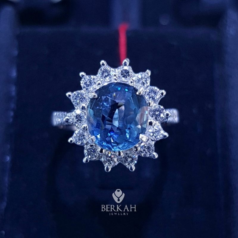 Cincin emas batu tanzania dan berlian asli berkualitas bersertifikat