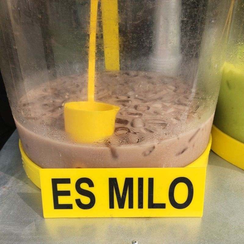 

Es Milo