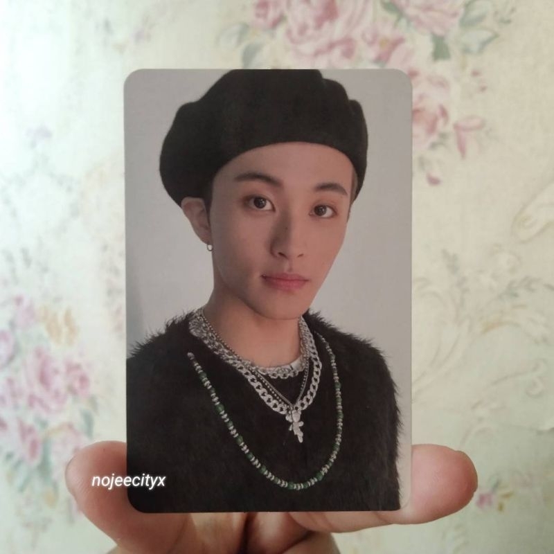 Photocard Mark Baret Jewel Universe