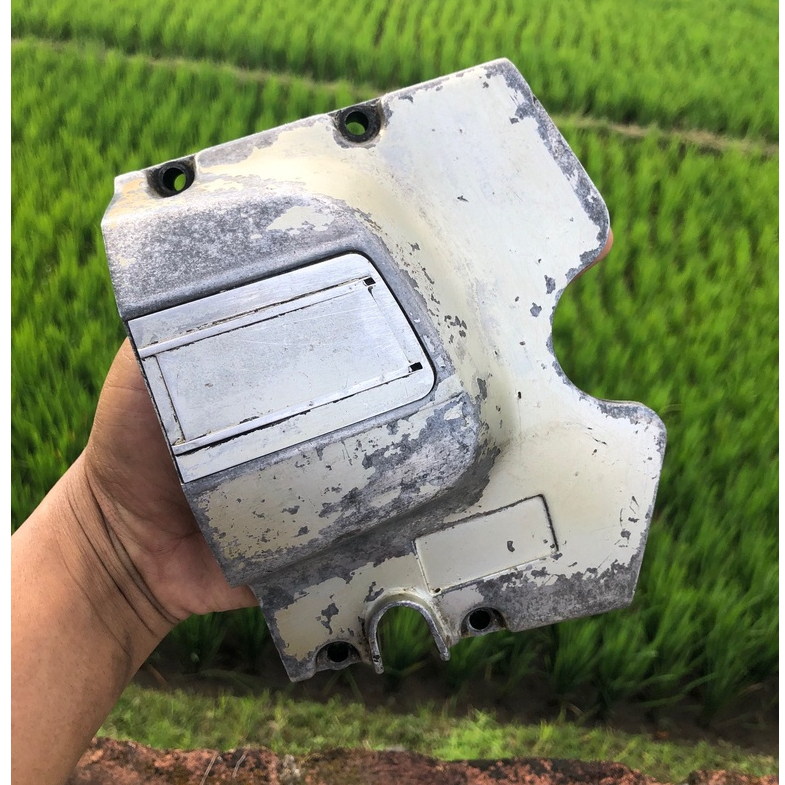 Cover gear depan suzuki trs