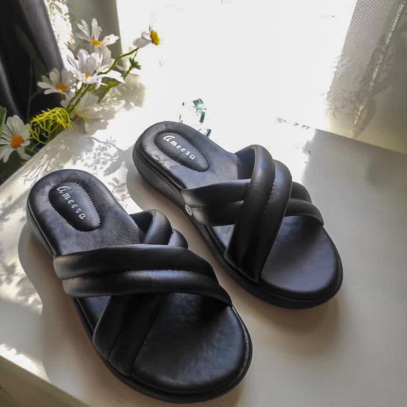 Ameera by Mikayla Sandal Wedges Wanita Silang Slip On