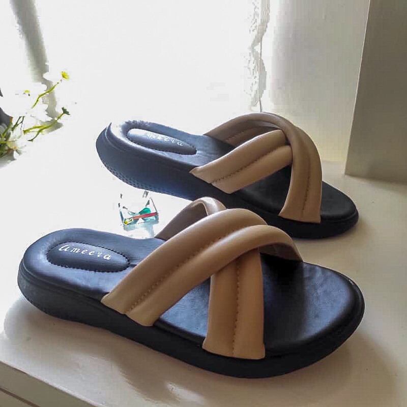 Ameera by Mikayla Sandal Wedges Wanita Silang Slip On