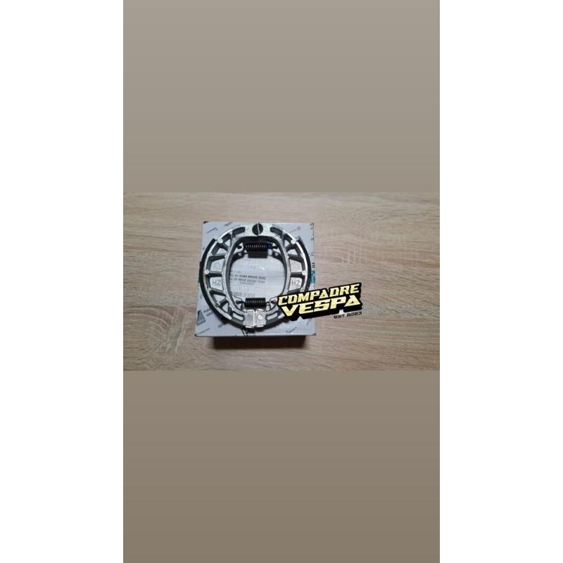 kampas rem belakang vespa lx s zip