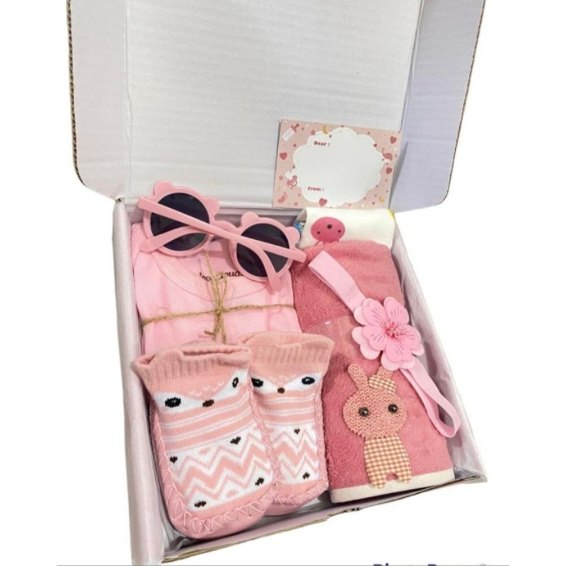 

Hadiah anak / kado bayi / hampers baby / baby gift murah anti galau
