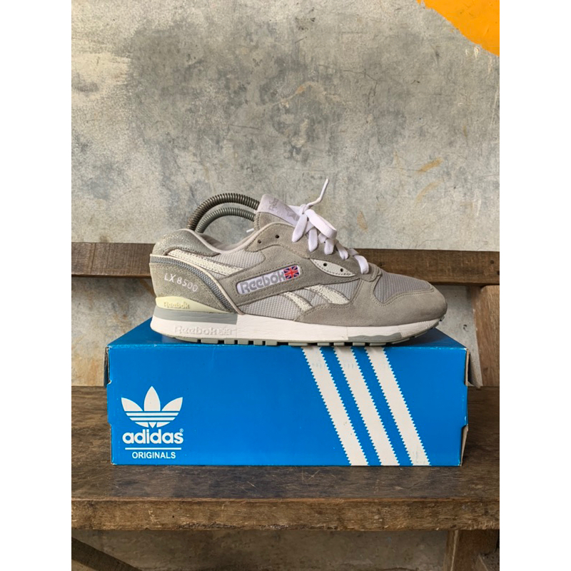 Reebok LX8500