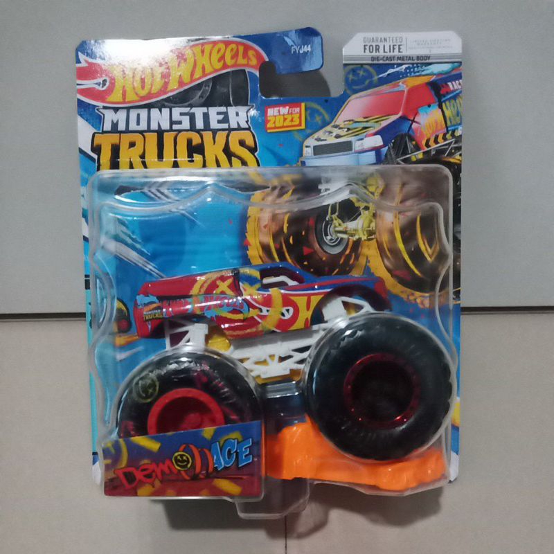 demo ace monster trucks hotwheels