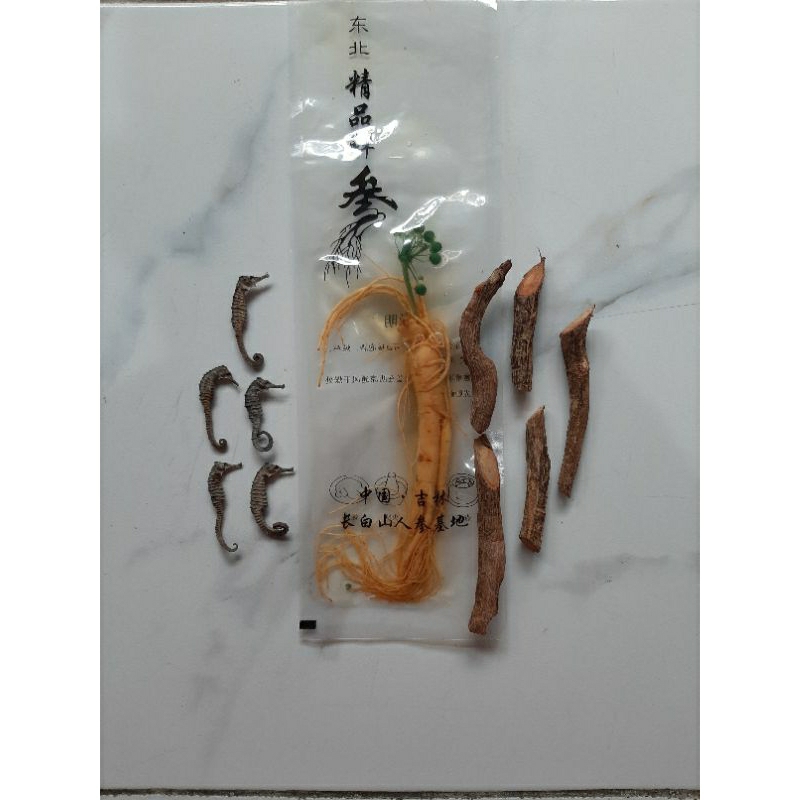 

ginseng press 1 pcs + KL kering 5pcs + A.T ali merah 5pcs