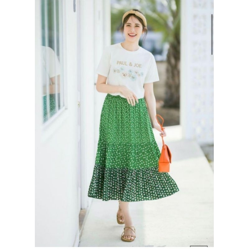 UNIQLO PAUL & JOE TIERED SKIRT